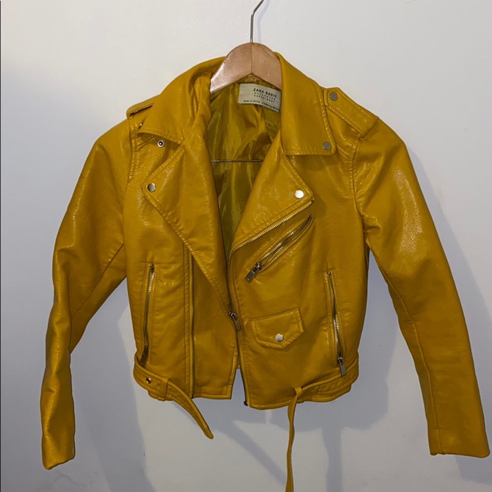 ZARA LEATHER JACKET